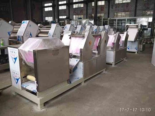China Macarronete imediato seguro que faz a máquina, máquina semi automática avançada do macarronete fornecedor