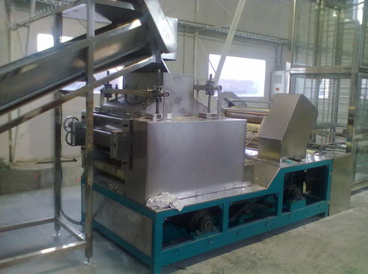China Máquina de processamento do macarronete da eficiência elevada, a maioria de Chowmein prático que faz a máquina fornecedor