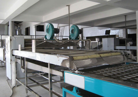 China Conveniente opere a linha de processamento do macarronete, máquina prática de fazer macarronetes fornecedor