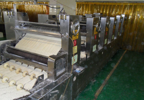China Macarronetes pequenos automáticos que fazem a máquina, macarronetes dos SS que fabricam a máquina fornecedor
